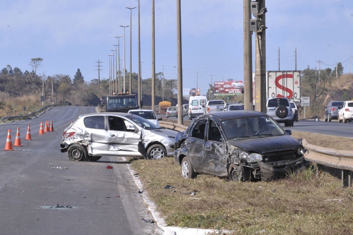 Com mudanças na CNH, Bolsonaro premia maus motoristas e aumenta riscos no trânsito