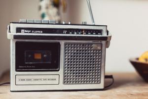 Programa Bem Viver: para driblar dificuldades, rádio se torna aliado dos estudantes