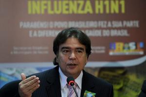 #63 Omissão de Bolsonaro foi responsável pelo atraso das vacinas no Brasil, diz Temporão