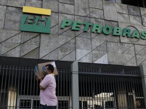 #428 Central do Brasil: Como a troca no comando da Petrobras afeta a população brasileira?