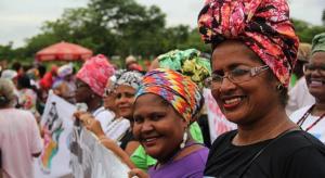 #530 Eleições 2022: aumento de candidaturas de mulheres negras é tema do programa Central do Brasil