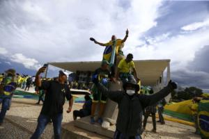 Programa Bem Viver repercute atos golpistas em Brasília