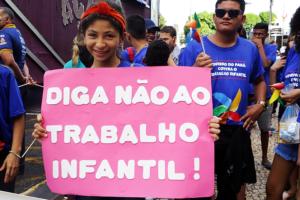 Pule, brinque e cuide: campanha sensibiliza público a denunciar trabalho infantil no Carnaval